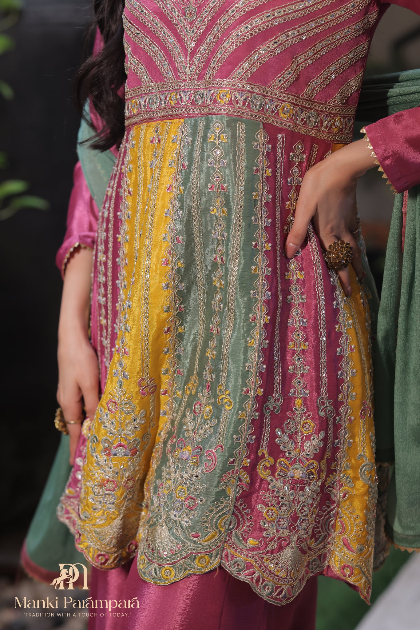 Manki Parampara-Rangoli Adaa Suit