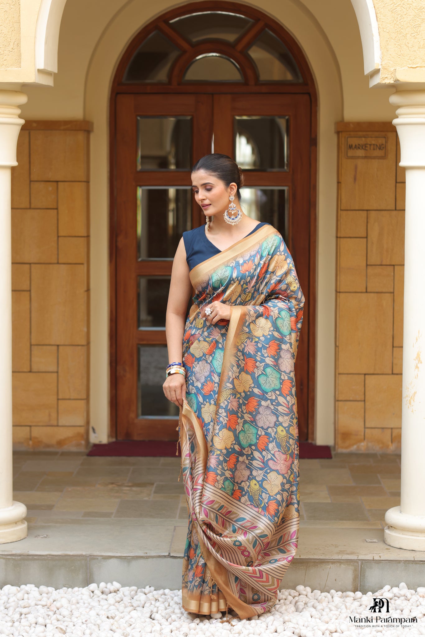 Garden-inspired heritage drape