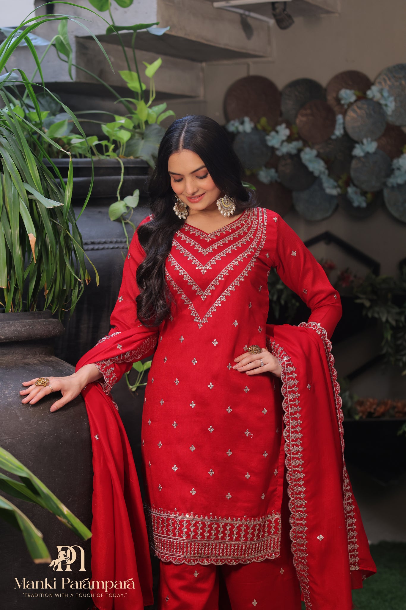 Manki Parampara-Laal Adaa Set