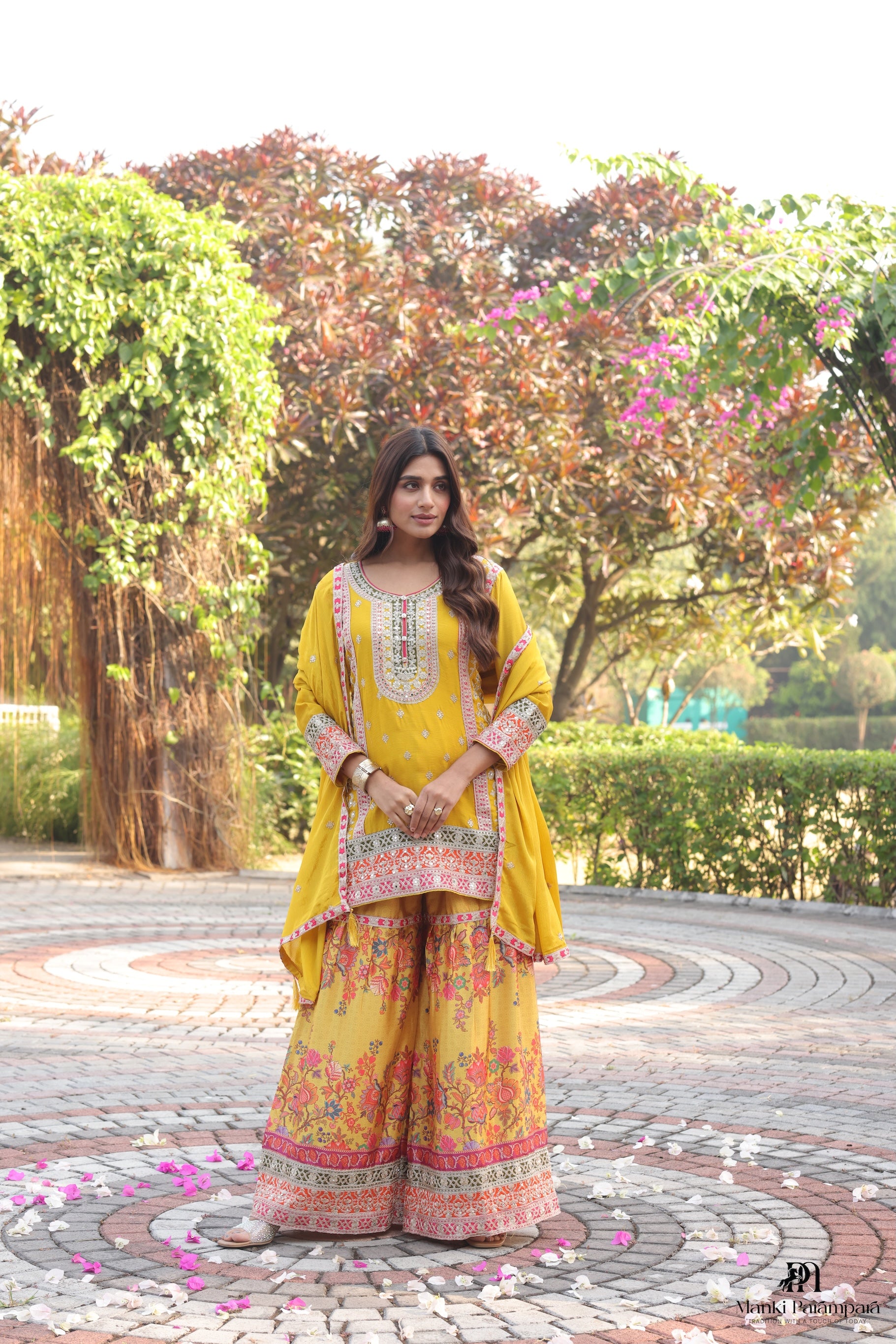 Manki Parampara – Kesar Phoolgarh Set