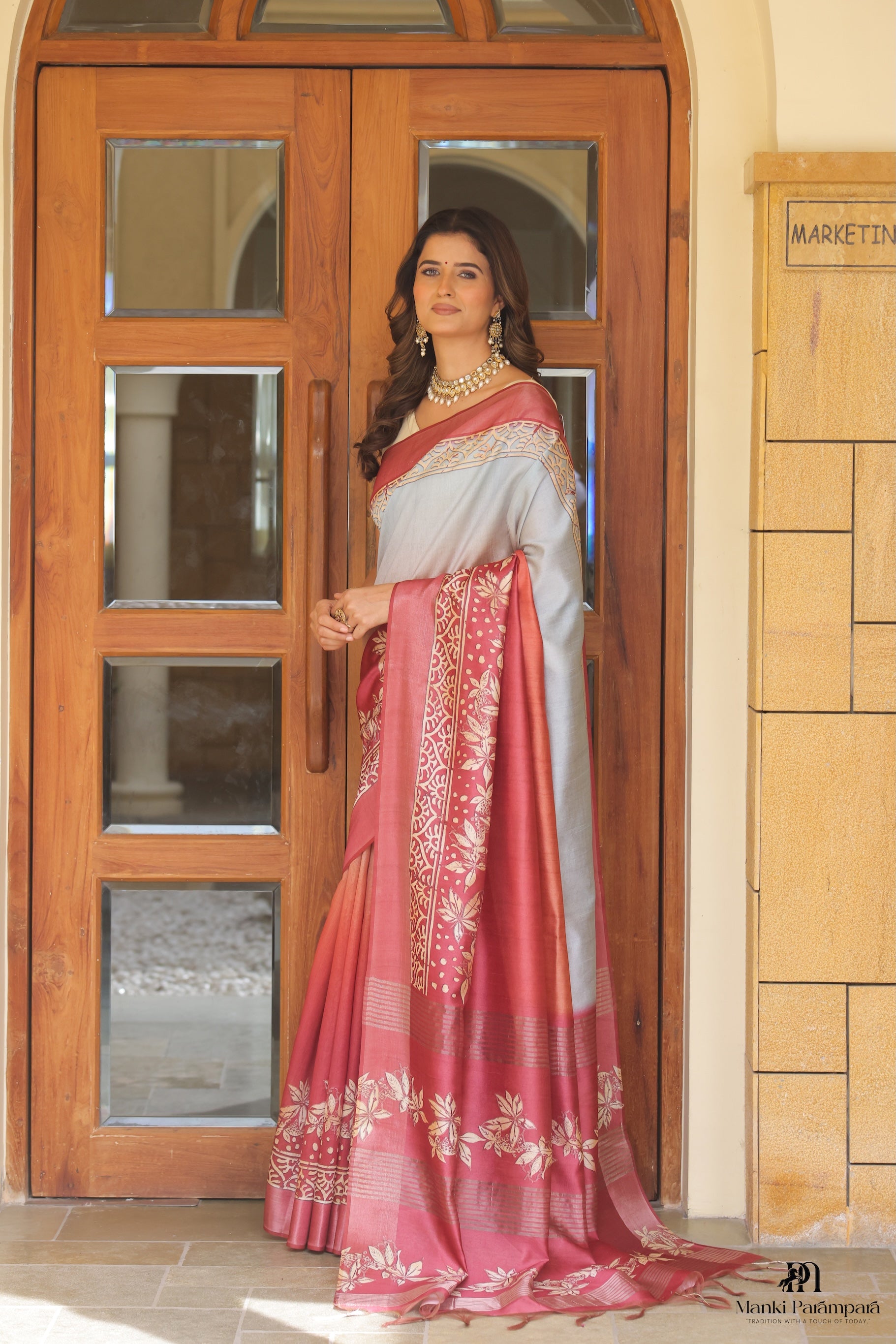 Dual-Shade Floral Tussar Silk Saree