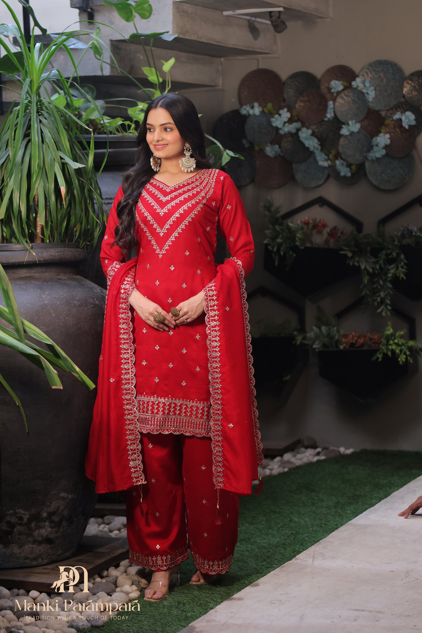 Manki Parampara-Laal Adaa Set