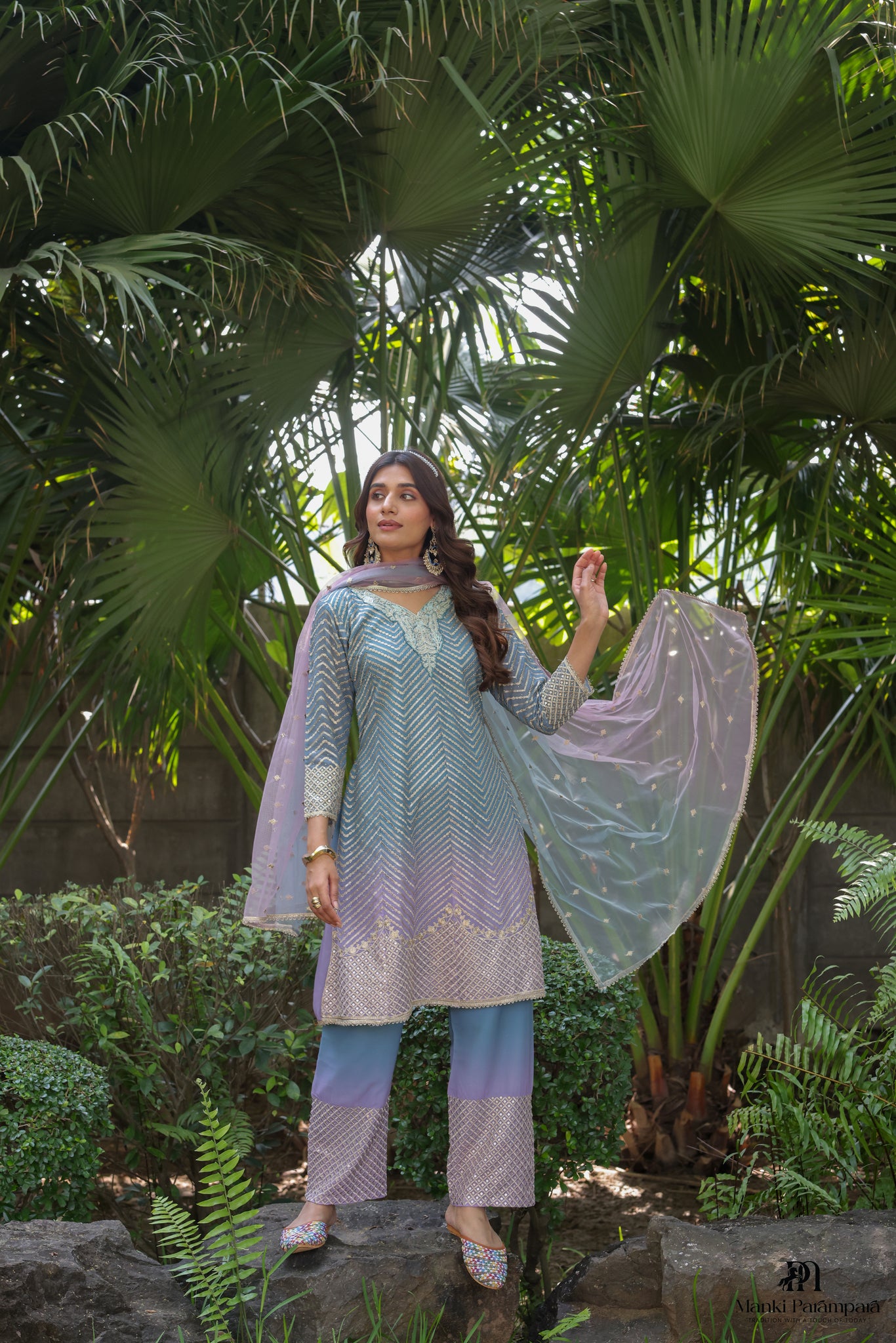Manki Parampara-Neelam Zari Kurta Set