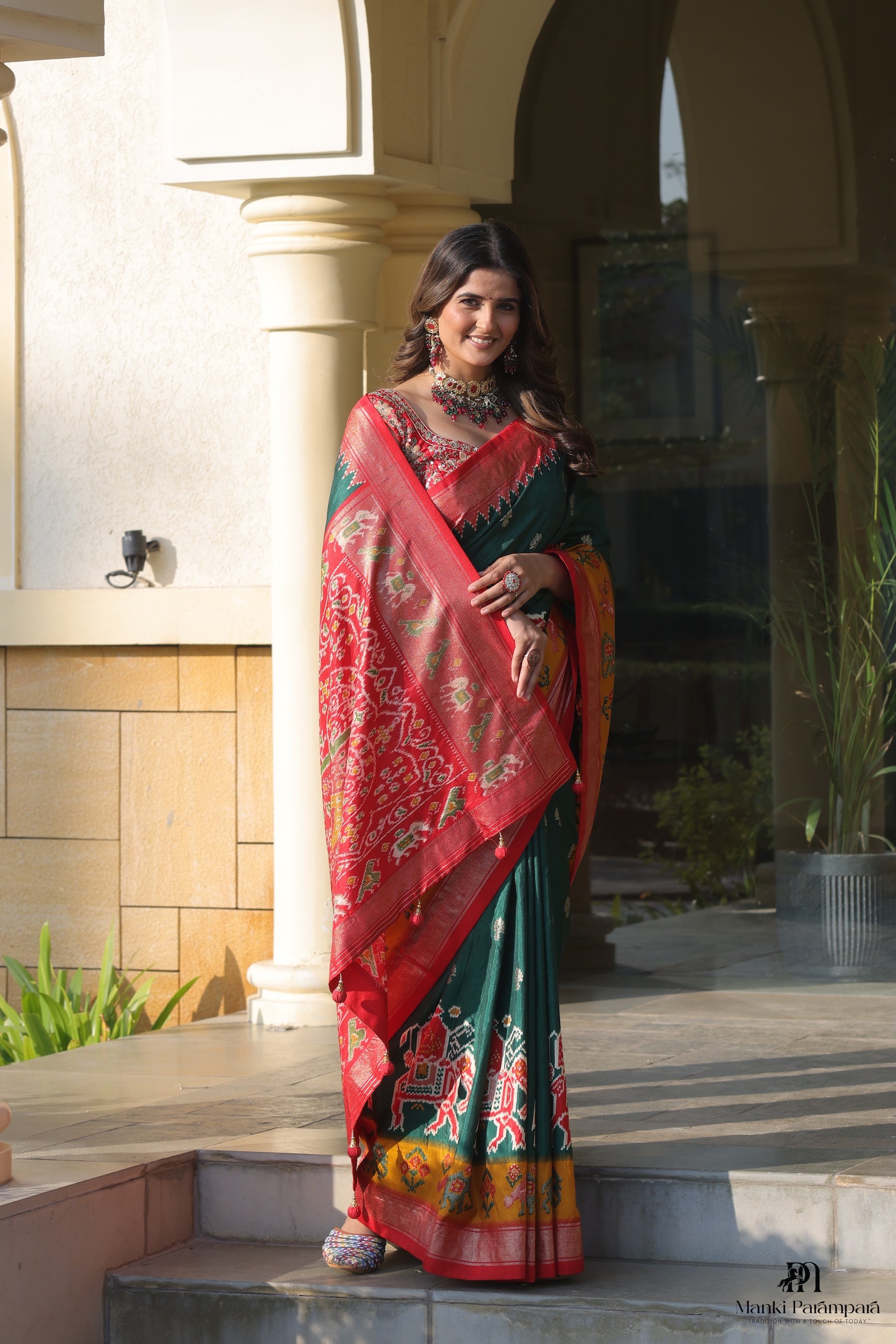 Elegant Banarasi Silk Hast Patola