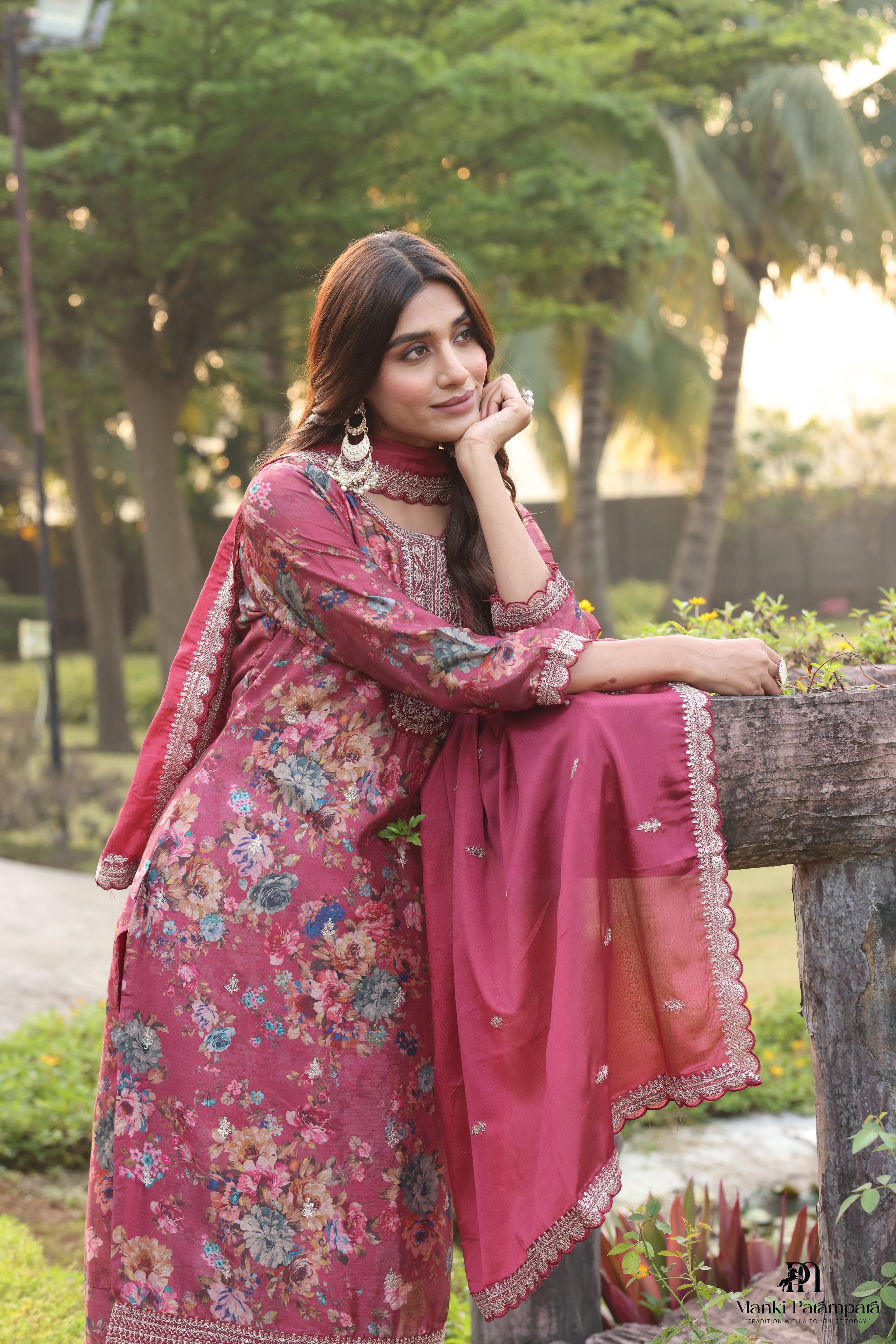 Manki Parampara – Gulabi  Heritage Suit