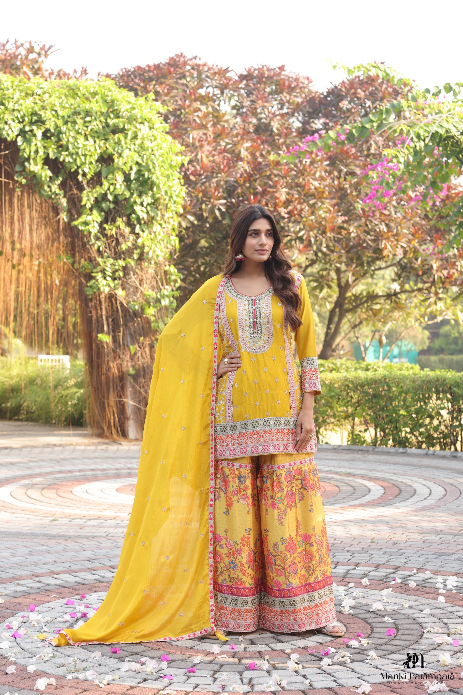 Manki Parampara – Kesar Phoolgarh Set