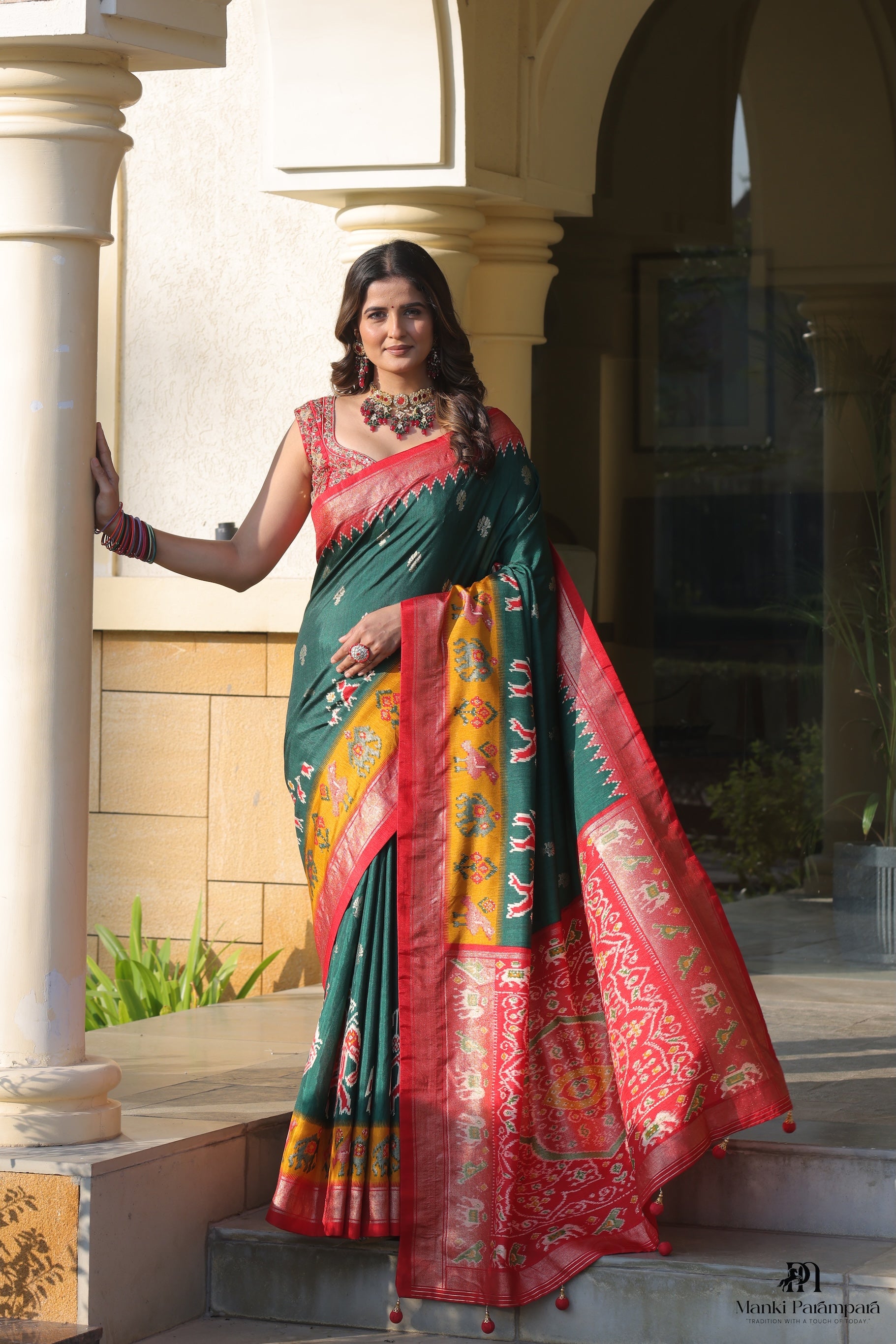Elegant Banarasi Silk Hast Patola