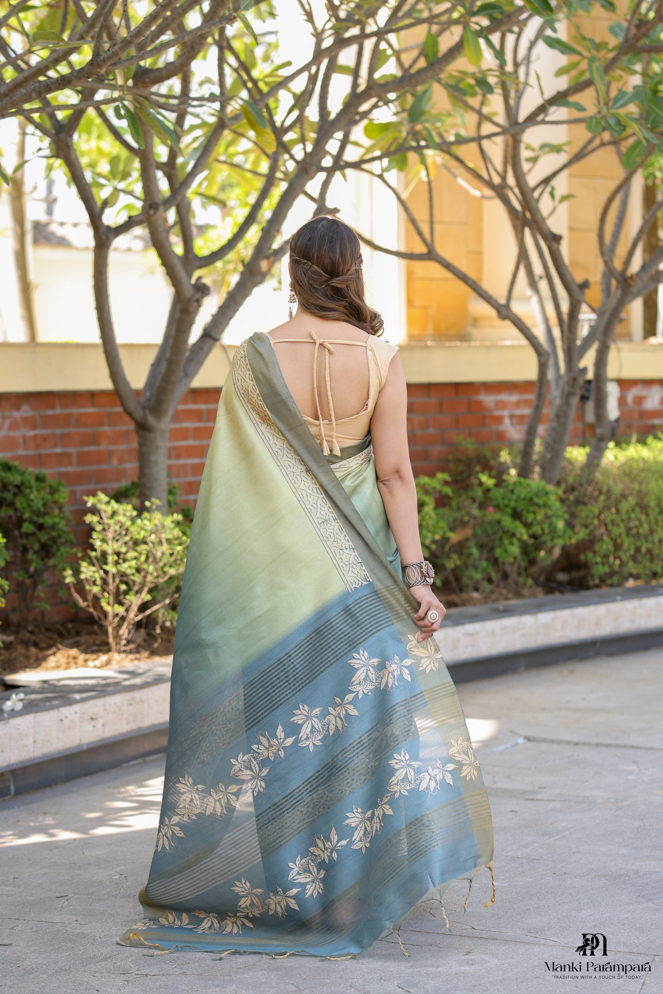 Teal Green Ombre Tussar Silk Saree