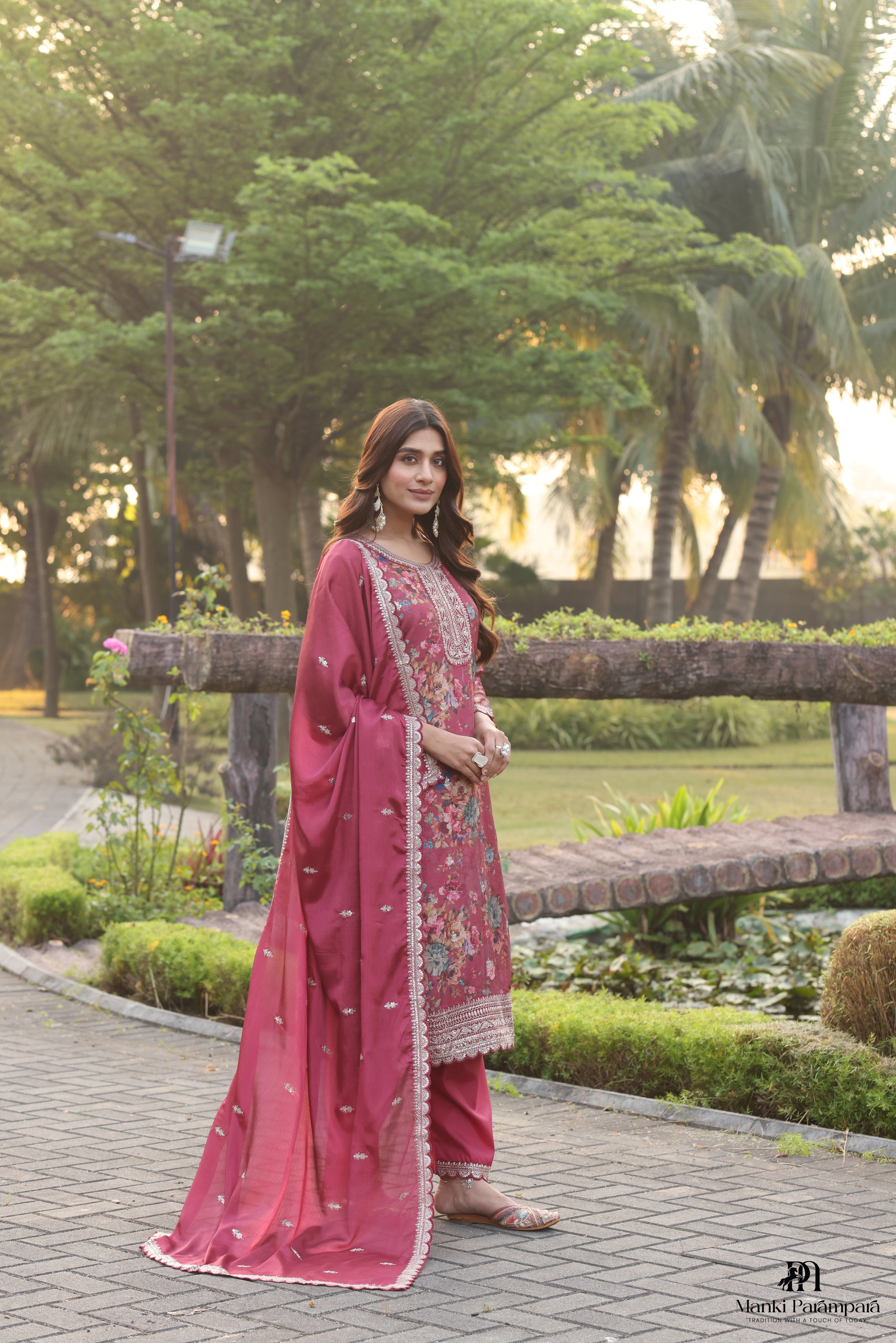 Manki Parampara – Gulabi  Heritage Suit