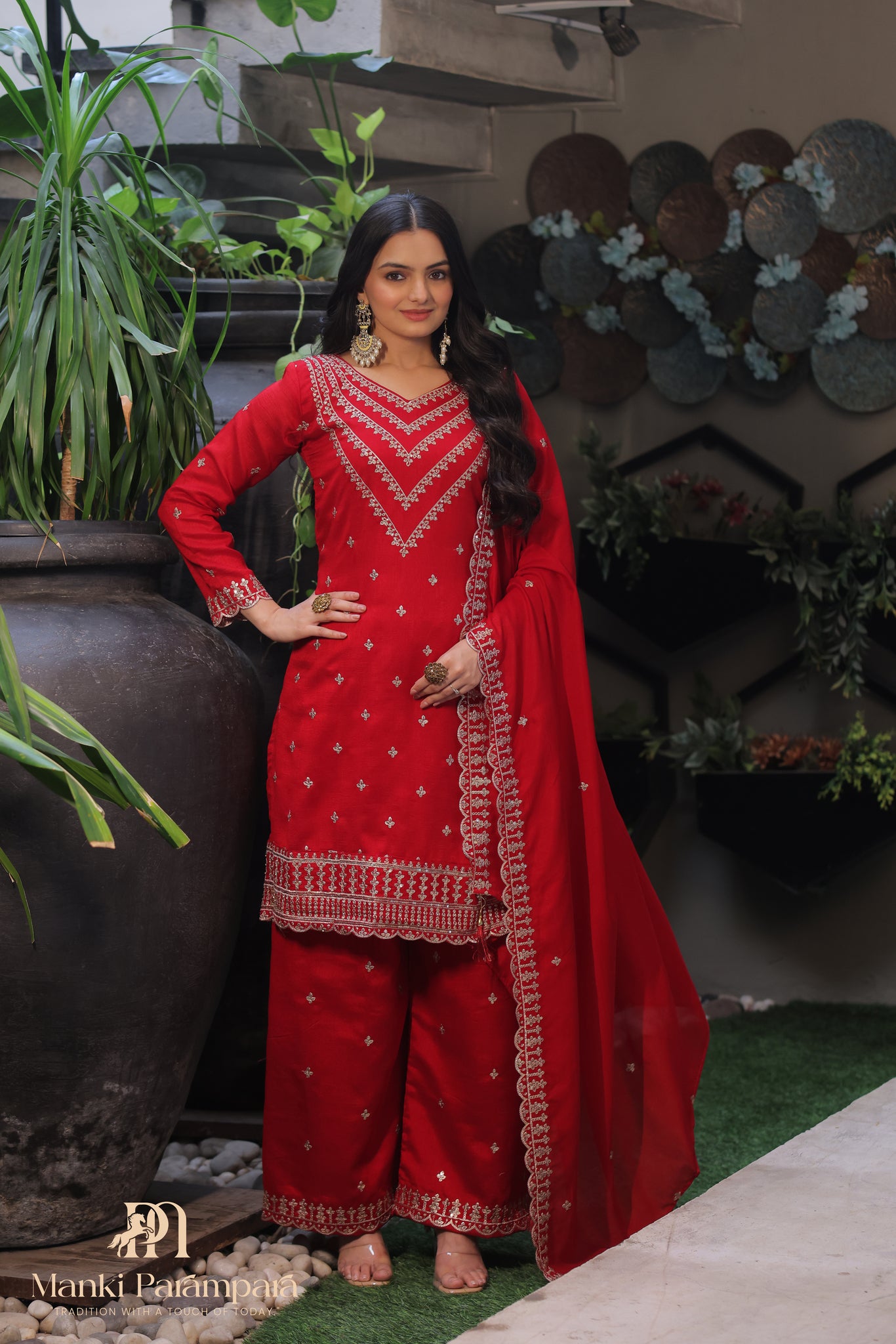 Manki Parampara-Laal Adaa Set