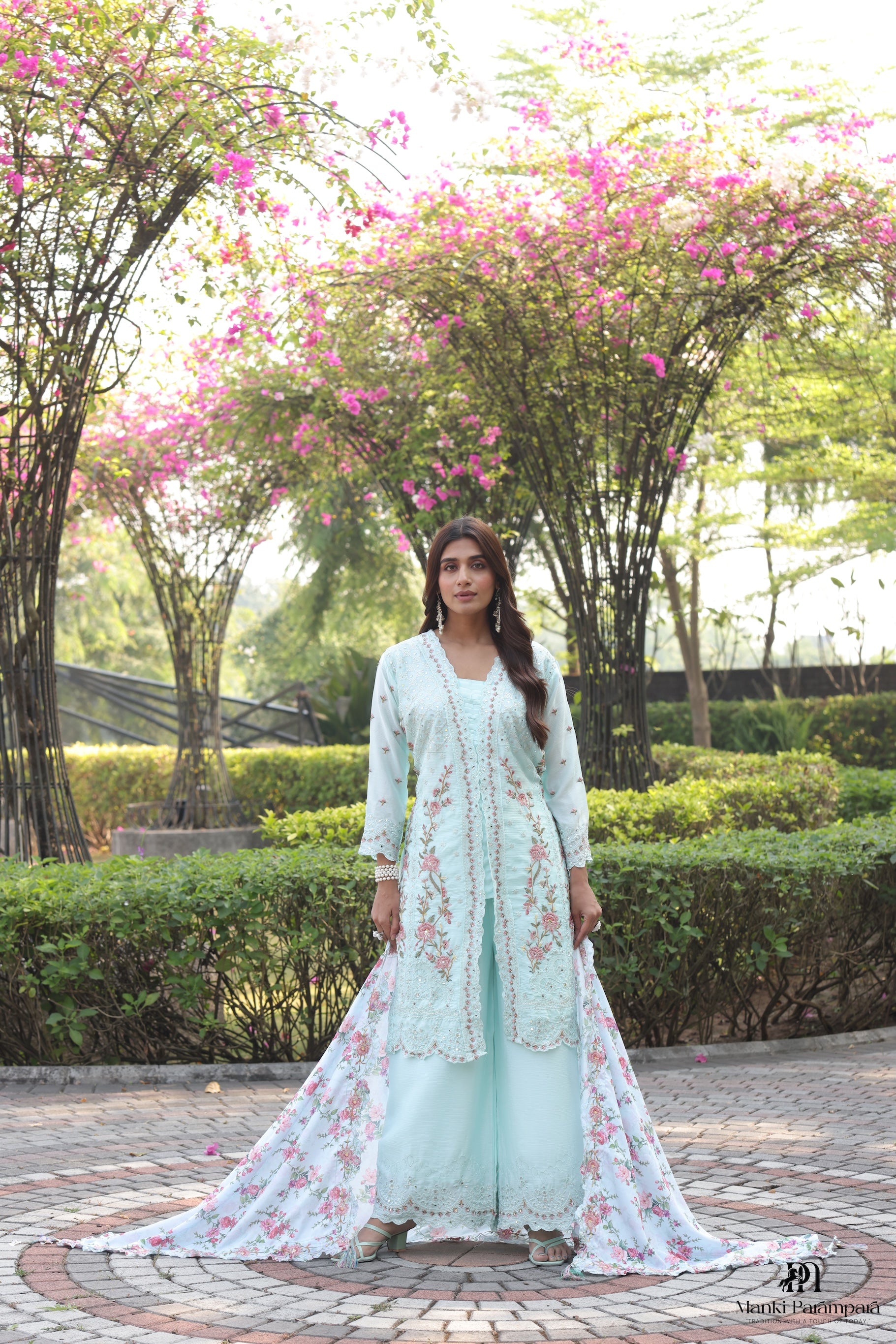 Manki Parampara – Neelparna Riwaayat Suit