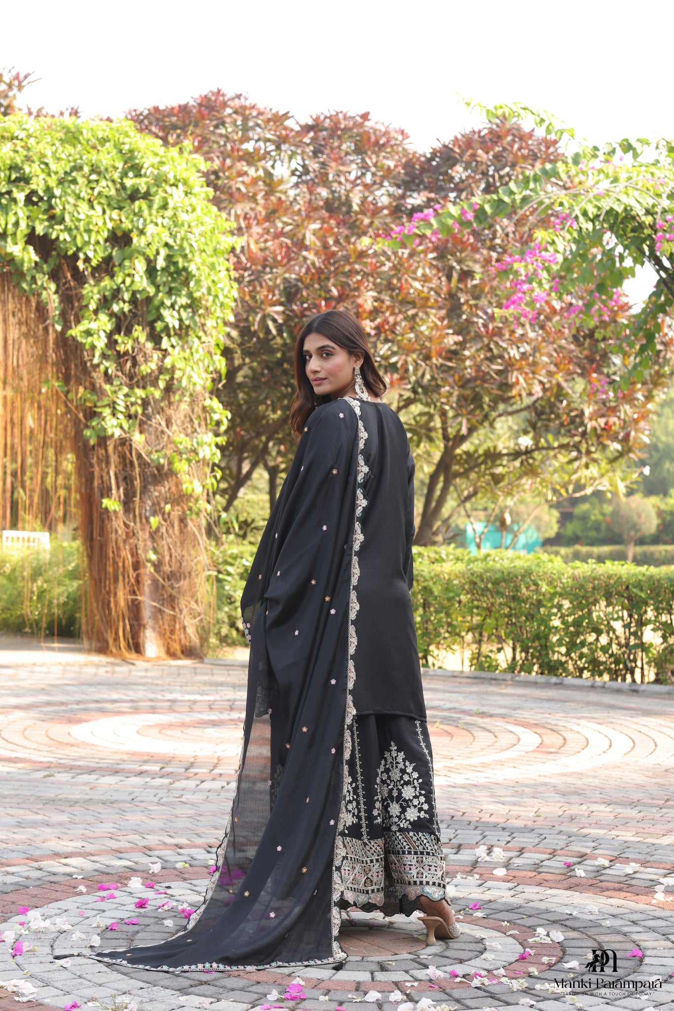 Manki Parampara – Rajwadi Kaali Meera Set