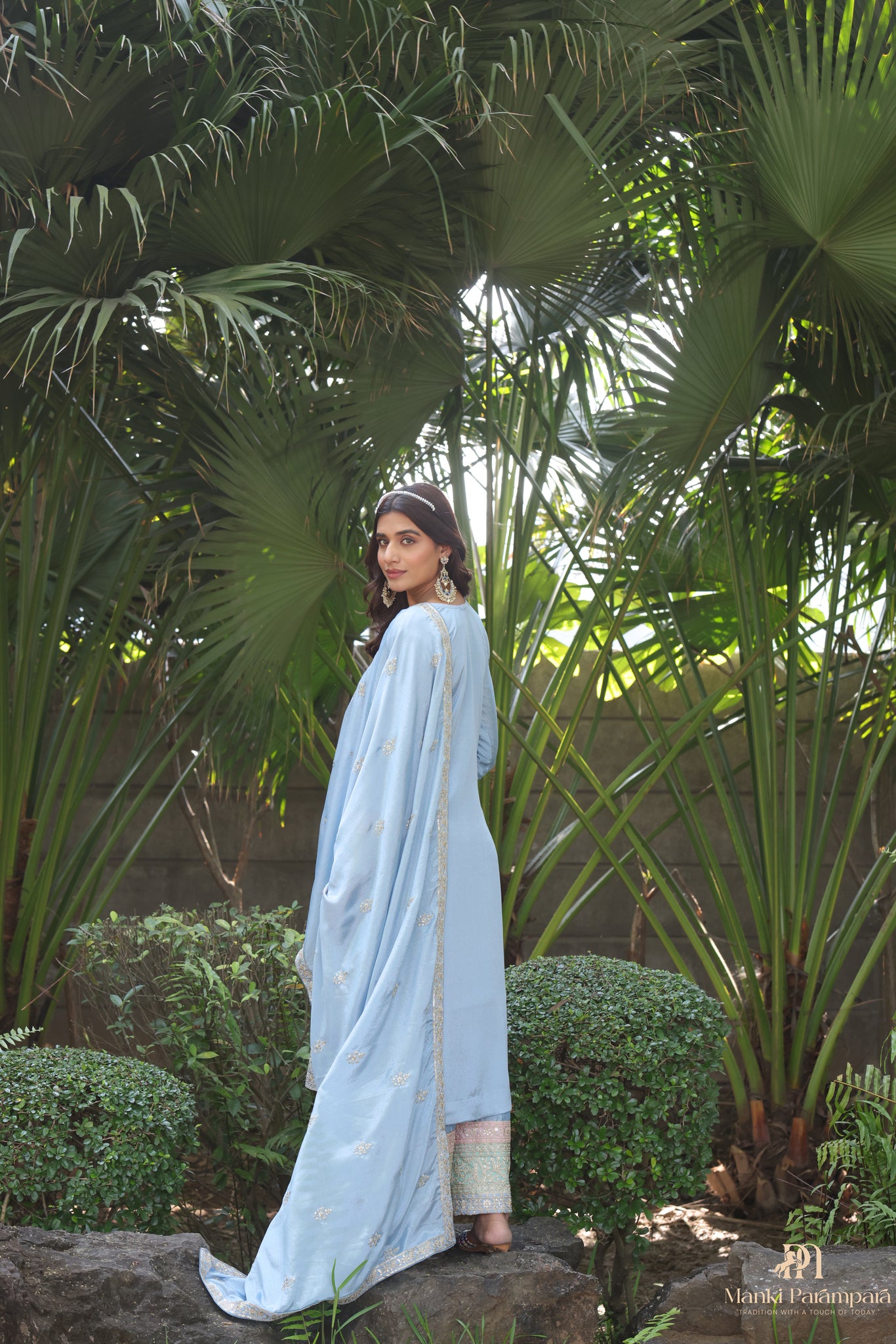 Manki Parampara – Neelambari Poshak