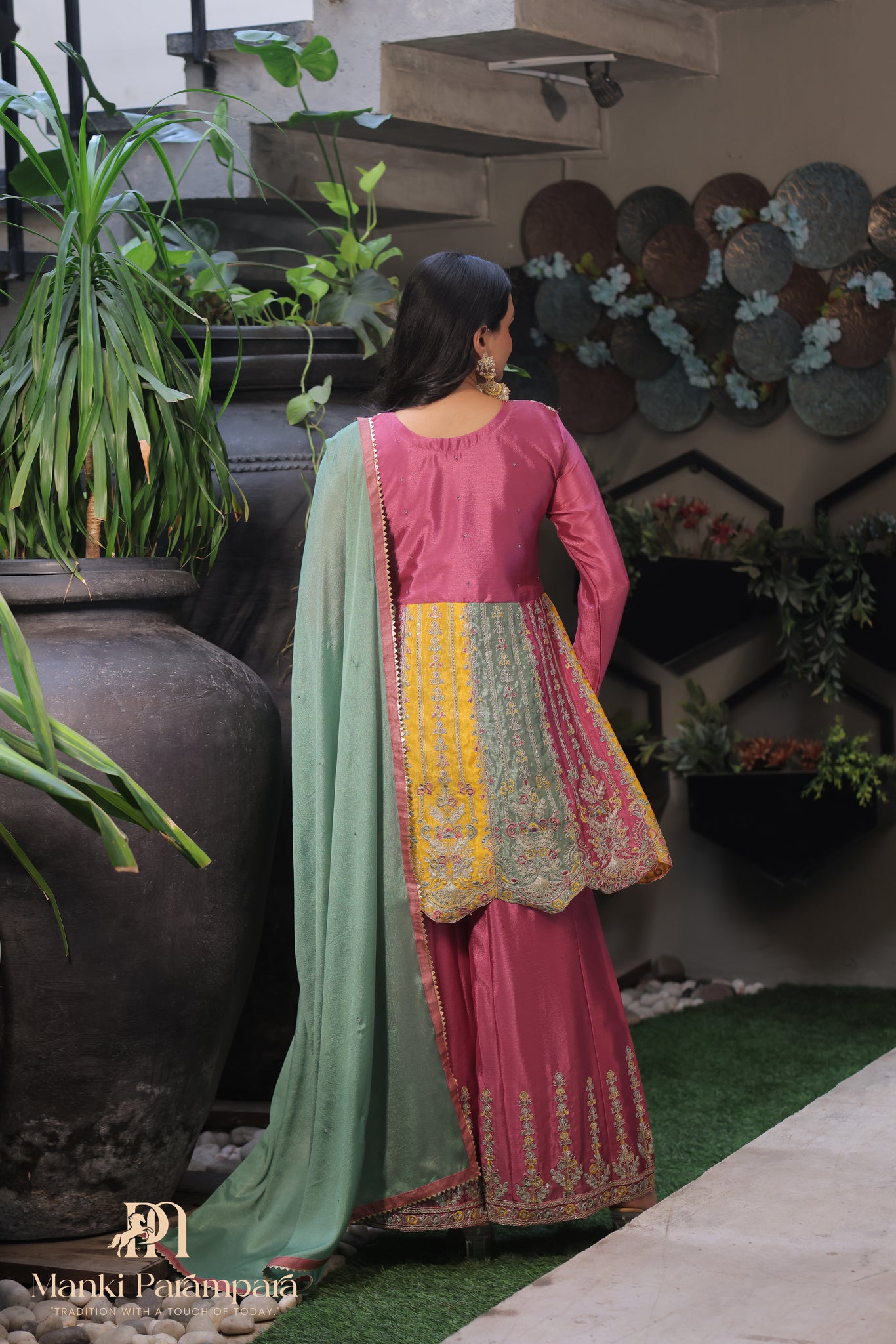 Manki Parampara-Rangoli Adaa Suit